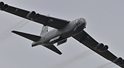 Un bombardier américain B-52 a mené une frappe aérienne à Idleb en Syrie, tuant plus de 20 civils

