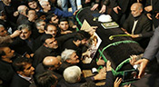 Iran: des dizaines de milliers de personnes aux funérailles de l’ex-président Rafsandjani
