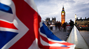 GB: les députés approuvent la première étape du projet de loi sur le Brexit
