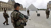 Attaque au Louvre: Le suspect, un Egyptien de 29 ans, aurait tweeté juste avant l’attaque
