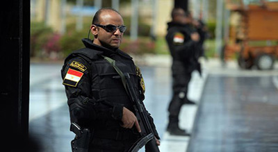 Egypte: arrestation de 13 «terroristes» préparant des attentats
