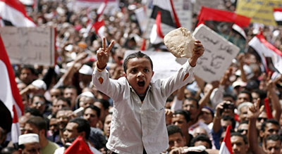 Yémen: des marcheurs «pour le pain» atteignent le port de Hodeida

