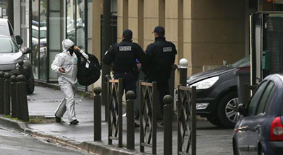#Attentat_déjoué en #France: trois hommes de l’entourage des suspects inculpés