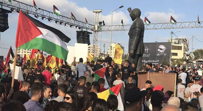 Des milliers de Palestiniens manifestent pour soutenir les prisonniers en grève de la faim