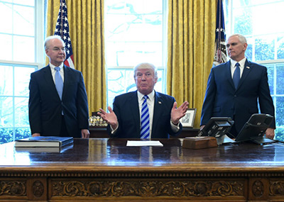 USA: un Trump triomphant promet d’«achever» Obamacare
