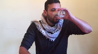#SaltWaterChallenge: Le défi des internautes en soutien aux prisonniers palestiniens