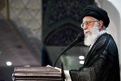 Sayed Khameneï: la frappe balistique des gardiens de la Révolution contre les terroristes en Syrie est un grand exploit