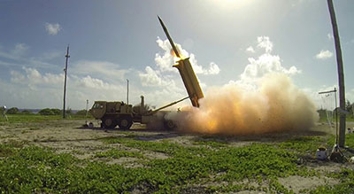 Washington va tester en Alaska son bouclier antimissile Thaad

