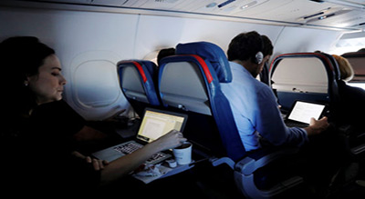 Ordinateurs en cabine: quatre aéroports restent visés par l’interdit américain
