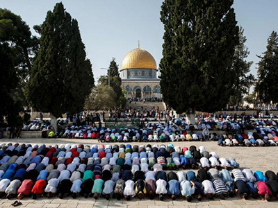 Al-Qods: «#Israël» interdit l’accès aux hommes de moins de 50 ans à la prière du vendredi 