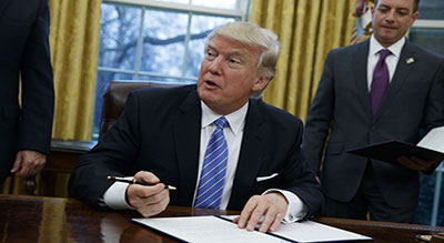 Trump signera «prochainement» les nouvelles sanctions contre la Russie

