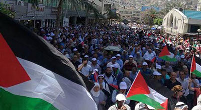Manifestation montre à #Naplouse en soutien à al #Aqsa