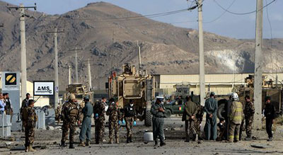 Afghanistan: attentat-suicide des talibans contre un convoi de l’OTAN dans le sud du pays

