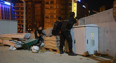 Istanbul: un policier tué par un membre présumé de «Daech» dans une attaque au couteau

