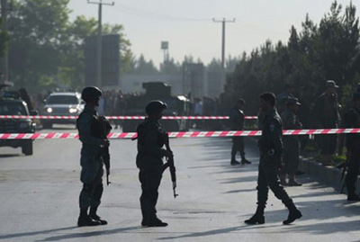 #Afghanistan: Explosion et fusillade dans une mosquée à #Kaboul