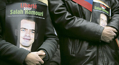 «Israël» prolonge la détention d’un juriste et défenseur des droits de l’homme

