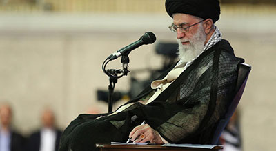 L’imam Khamenei à l’occasion du Hajj: le monde islamique néglige son devoir de sauver la Palestine

