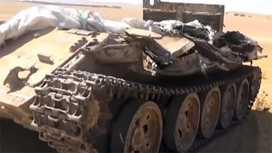 Armes à feu et blindés enterrés: l’arsenal de «Daech» révélé après la libération de Deir Ezzor

