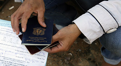 Plus de 11 000 passeports syriens vierges seraient aux mains de «Daech»

