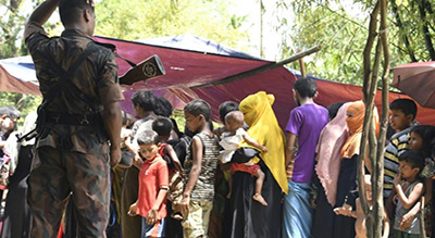 Rohingyas: le Bangladesh déploie l’armée à des fins humanitaires
