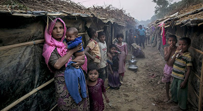 Rohingyas: MSF redoute une «catastrophe sanitaire» dans les camps au Bangladesh
