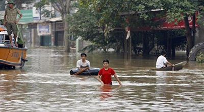 Inondations au Vietnam: bilan porté à 54 morts et 39 disparus
