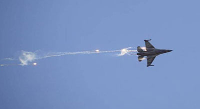 Des avions israéliens bombardent une batterie de missiles en Syrie

