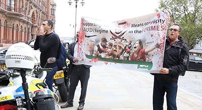 Crimes d’Arabie au Yémen: le ministre saoudien des AE hué par des militants à Londres
