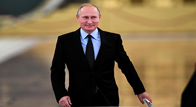Le président russe #VladimirPoutine arrive à Téhéran pour une visite officielle