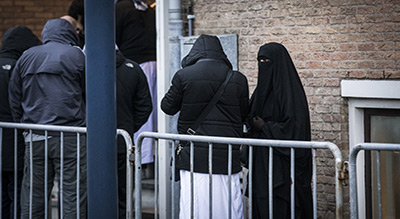 Pays-Bas: les femmes terroristes inquiètent les services de renseignement
