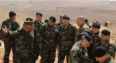 Le général Aoun appelle les militaires au «plus haut degré de vigilance»

