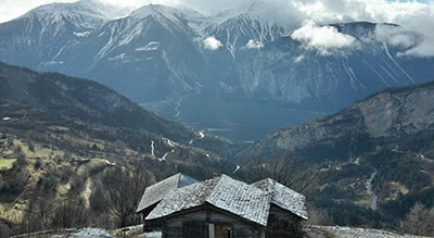 Un village suisse offre plus de 50 000 euros aux familles qui souhaitent s’y installer

