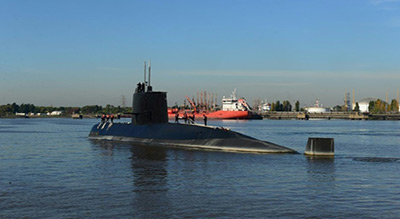 Argentine: poursuite des recherches du sous-marin San Juan, les familles en deuil

