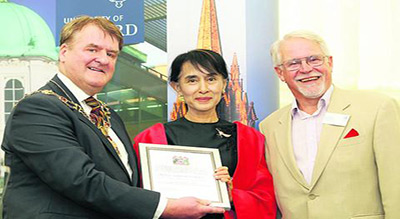 Crise des Rohingyas: Oxford retire à Suu Kyi une distinction de la ville
