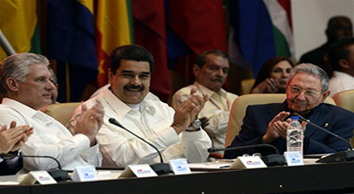 Maduro reçoit à Cuba le soutien de pays amis du Venezuela
