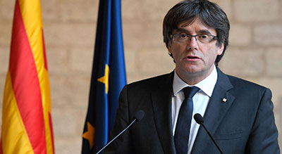 #Puigdemont propose à #Rajoy de le rencontrer hors d’#Espagne