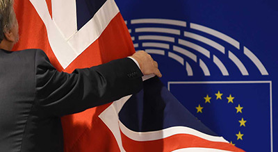 L’UE adopte sa position pour négocier une transition post-Brexit jusqu’à fin 2020
