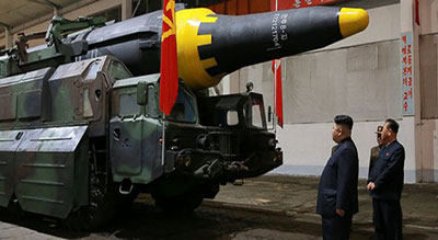 Pyongyang a exposé ses missiles intercontinentaux dernier cri


