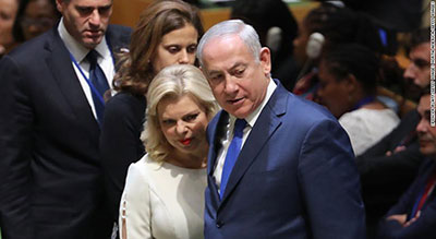 Un ex-collaborateur du PM aurait tenté de corrompre une juge pour clore l’affaire contre Sara Netanyahou



