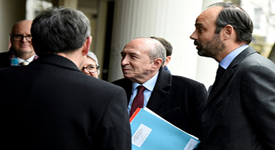 France/immigration: Collomb présente son projet de loi controversé
