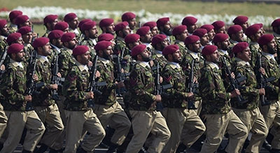 Pourquoi le Pakistan s’apprête-t-il à envoyer un millier de soldats en Arabie saoudite ?


