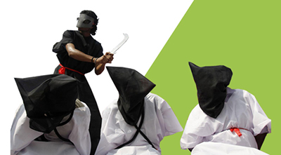 L’épée des Saoud menace la vie de 3 jeunes