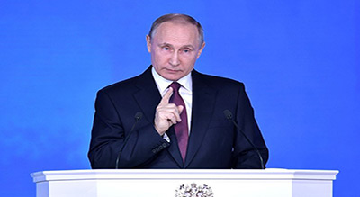 «La Russie n’a pas pu être contenue», constate Poutine
