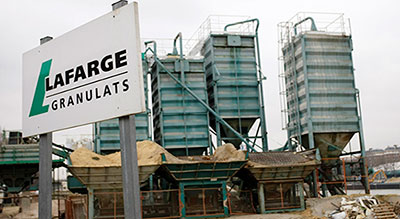 Syrie: les images satellites du site Lafarge montrent des hélicoptères US