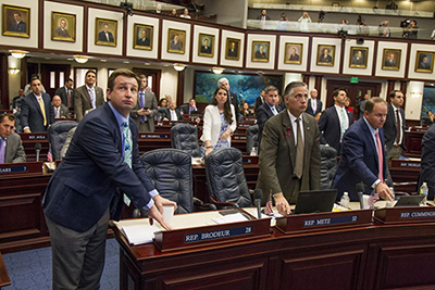 Le Congrès de Floride passe une loi permettant d’armer certains enseignants