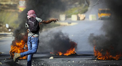 14e vendredi de colère: un martyr palestinien dans des heurts avec l’armée israélienne


