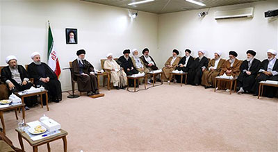 Sayed Khamenei: les victoires n’auraient jamais eu lieu sans le dévouement de nos jeunes


