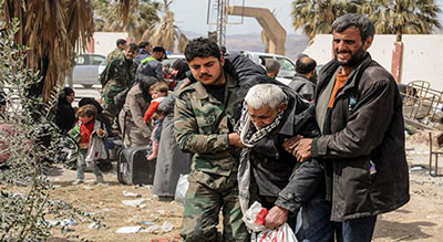 Sortie de plus de 3500 civils assiégés par les terroristes à la Ghouta



