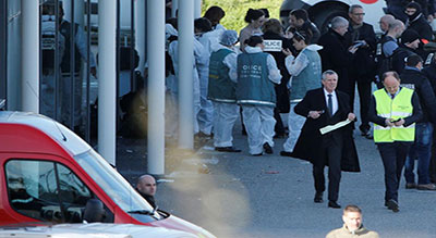 Attentats en France : des notes «faisant allusion» à «Daech» trouvées chez l’assaillant



