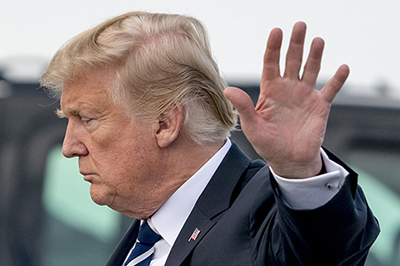 Trump gèle des fonds destinés à reconstruire la Syrie (presse)